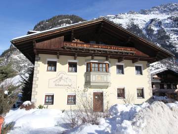 Gîte pour 4 personnes, avec jardin et sauna à Huben