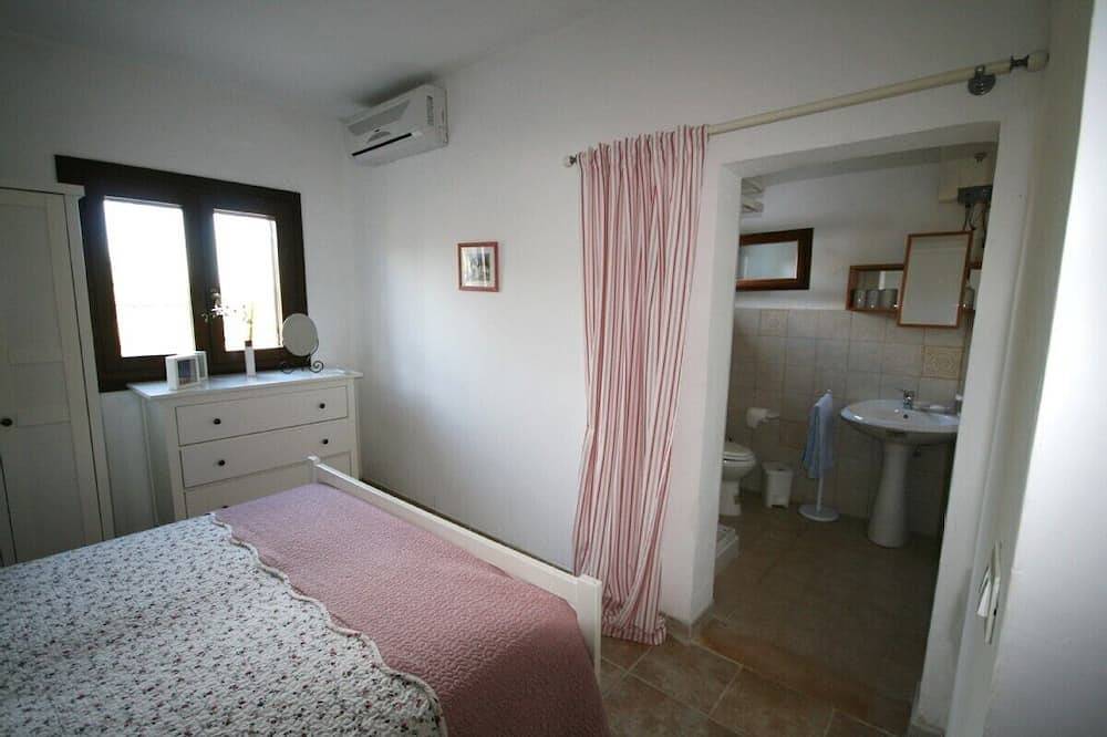 Bonito chalet con piscina privada en zona residencial aislada - coche indispensable in Carovigno, Salento