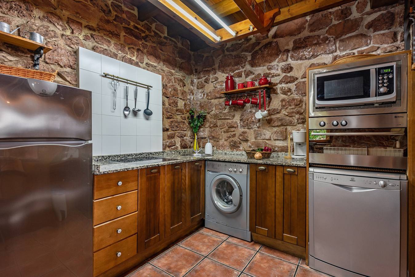Vakantiehuis 'La Pumarada' met privé tuin en Wi-Fi, foto 7