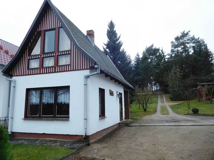 Ferienhaus für 4 Personen, mit Garten und Seeblick in Krakow am See
