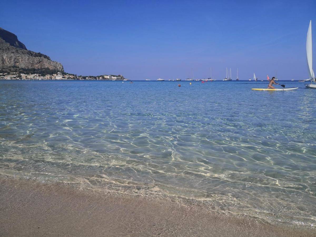 Three-Bedroom Villa in Mondello, Palermo