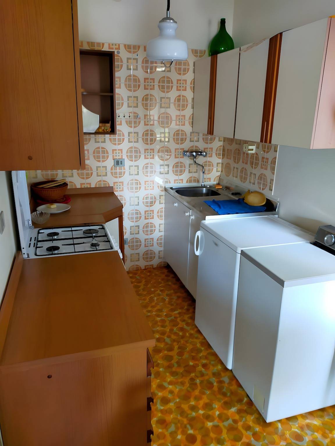 Ganze Wohnung, Apartment „Appartamento Lignano Sabbiadoro“ mit Meerblick, Gemeinschaftspool und Wlan in Lignano Sabbiadoro, Udine Provinz