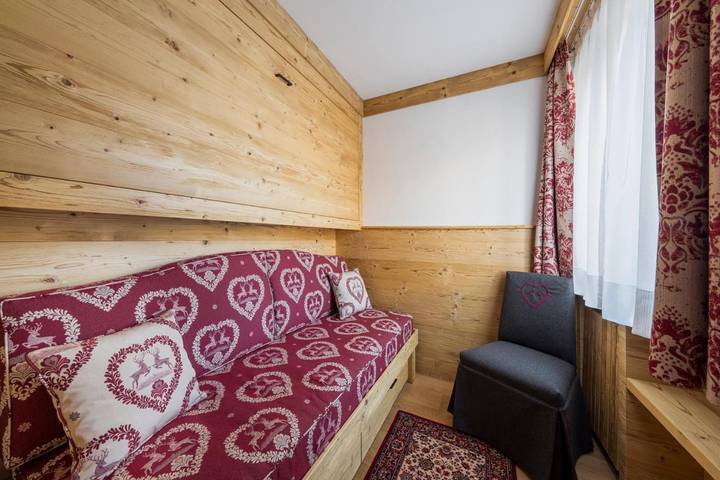 Hôtel pour 3 personnes, avec jardin ainsi que sauna et jacuzzi à Cortina d'Ampezzo - 4