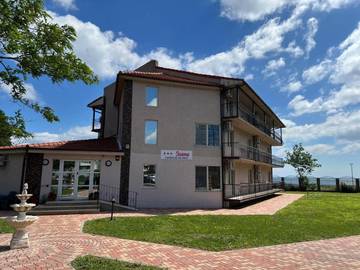 Gîte pour 2 personnes, avec jardin et vue dans Mangalia