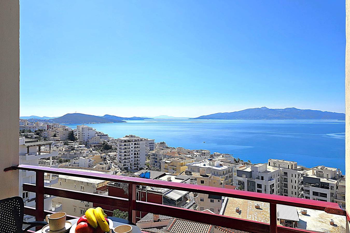 Ganze Wohnung, Ferienwohnung für 3 Personen mit Meerblick in Sarandë, Vlorë