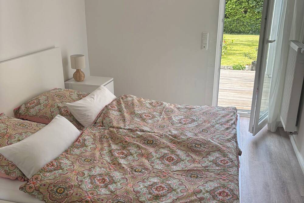 Ganze Wohnung, Ferienwohnung Rose Garden in Fischbeck in Hessisch Oldendorf, Weserbergland