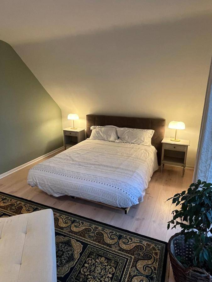 Chambre d’hôte pour 2 personnes, avec terrasse ainsi que vue et jardin