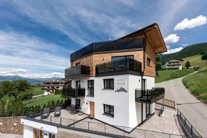 Ferienwohnung für 4 Personen, mit Terrasse und Ausblick sowie Sauna, mit Haustier - 1