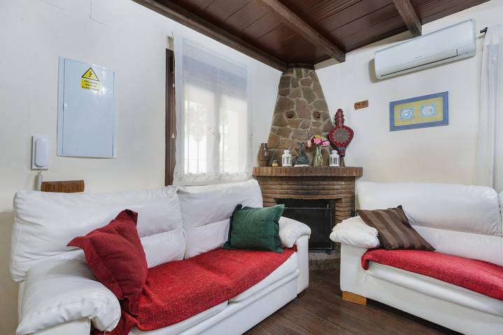 Villa 'La Casita' mit Bergblick, Wlan und Klimaanlage in Arriate, Málaga Provinz