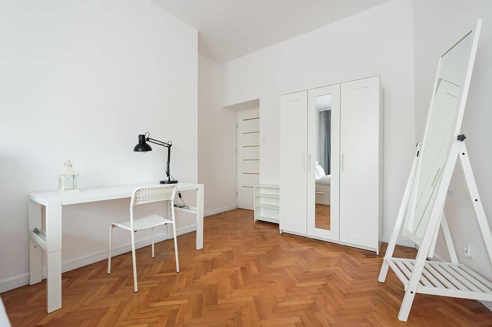 Appartamento intero, Old Town 5-Bedroom Apartment in Varsavia Śródmieście, Varsavia