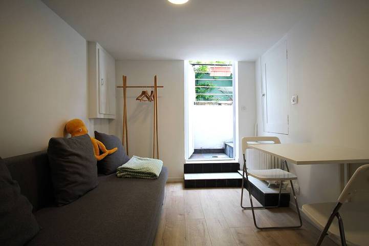 Apartamento entero, Cosy new studio 2 min Rerb in Aulnay-sous-Bois, Sena-Saint Denis