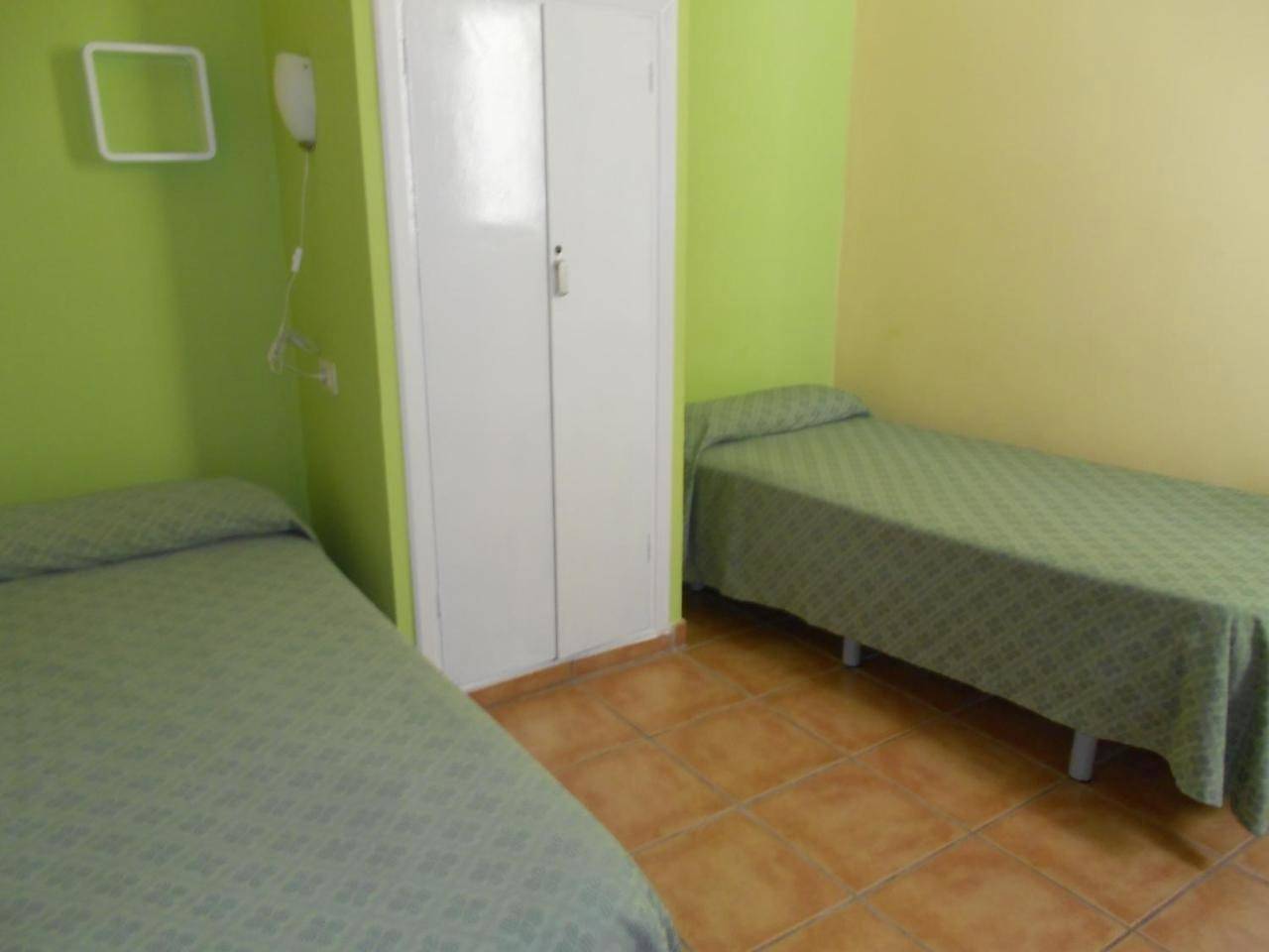 Pension Mova in Distrito Centro-Ifara, Santa Cruz de Tenerife