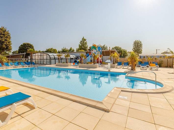 Flower Camping La Guichardière - Mobilheim 3 personen - Mobilheim Standard Eco 1 Zimmer 16m² überdachte Terrasse 1/3 Pers. in La Plaine-sur-Mer, Côte de Jade