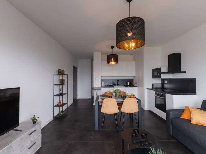 Gîte pour 4 personnes, avec terrasse et jardin à Porspoder - 2