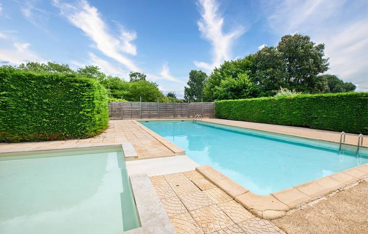 Location de vacances pour 5 personnes, avec jardin ainsi que piscine et terrasse, animaux acceptés à Saint-Crépin-et-Carlucet - 4