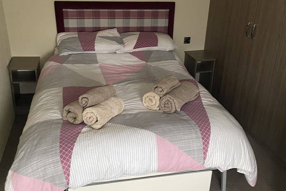 Comfortable lodge with hot tub.internet and netflix in Clackmannanshire