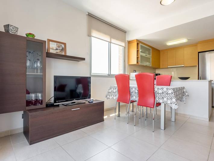 Gîte pour 6 personnes, avec vue sur l’océan et bassin pour enfant ainsi que piscine et jardin, adapté aux familles à Miami Platja - 3