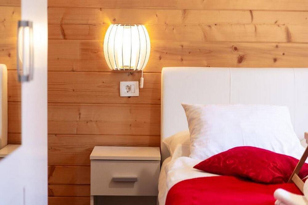 Geheel appartement, Apartments Plitvice forest - One Bedroom Apartment with Terrace in Rudanovac, Plitvicemeren