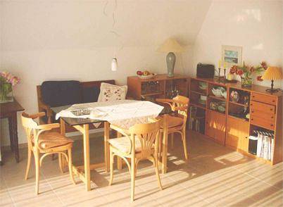 Ferienhaus für 3 Personen, mit Terrasse und Garten in Neuharlingersiel - 2