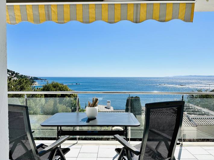 Location de vacances pour 2 personnes, avec terrasse à Roses