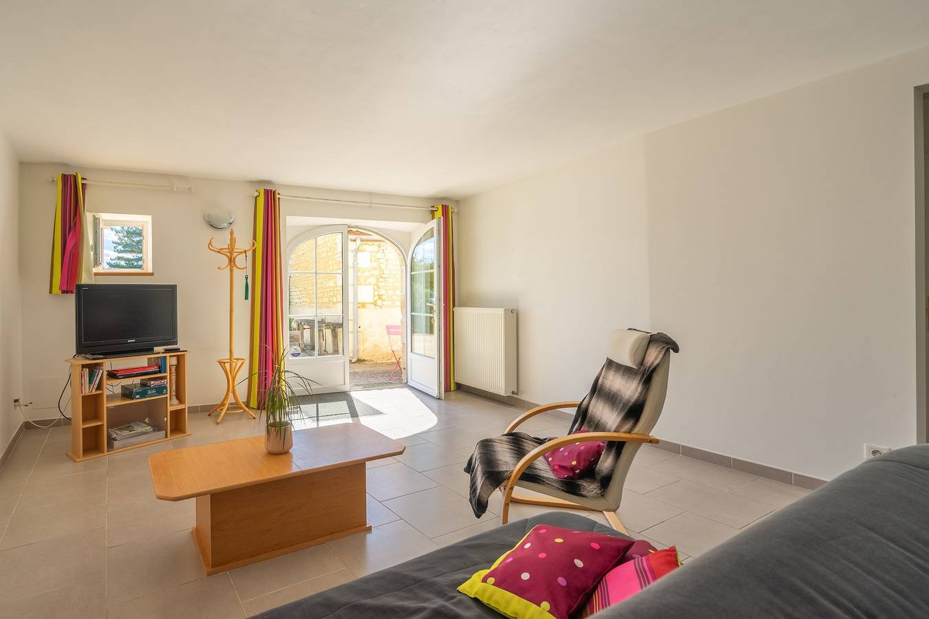 Casa de Vacaciones 'À La Campagne' con Terraza Privada, Jardín Compartido y Wi-Fi in Allas-Bocage, Región de Jonzac
