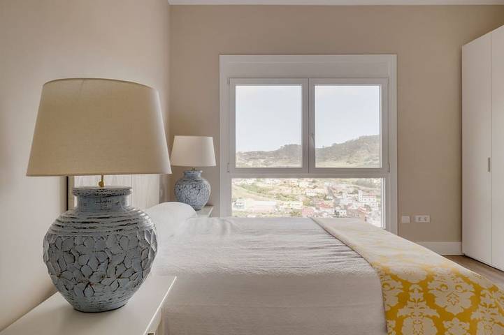 Renovated rustic house with stunning views, 2 bedrooms, 2 bathrooms, Wi-Fi in Macizo de Anaga, Tegueste
