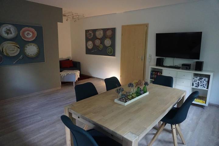 Ferienwohnung für 4 Personen, mit Terrasse und Garten sowie Ausblick in Roth