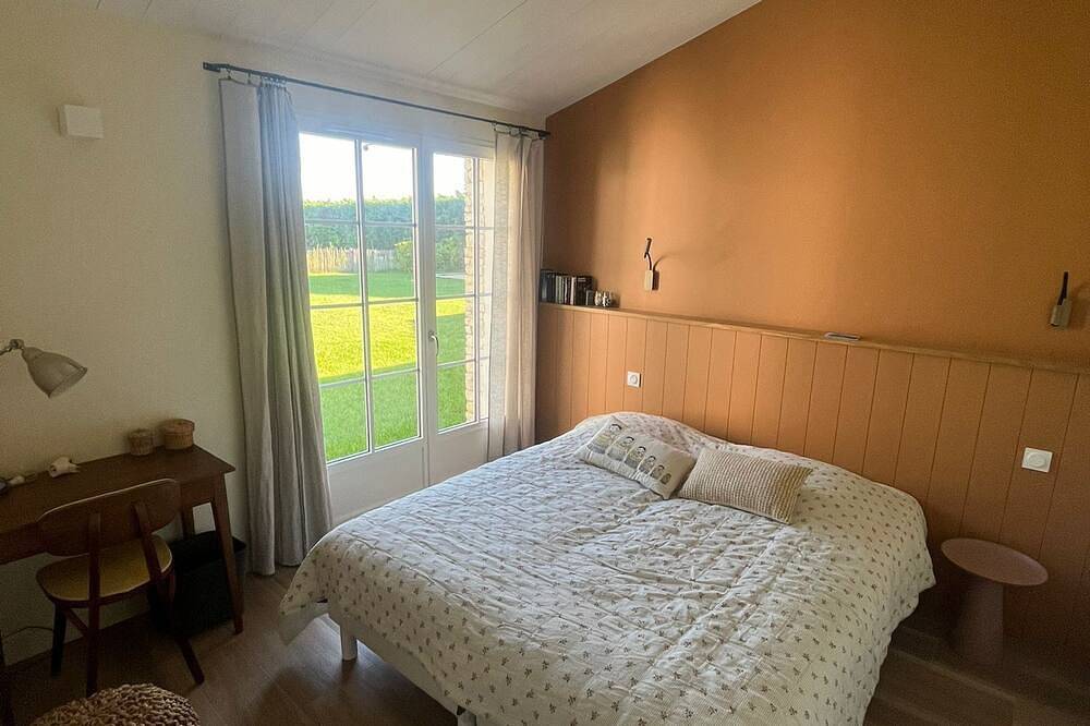 Maison de famille avec piscine entre mer et campagne in Loix, Île de Ré