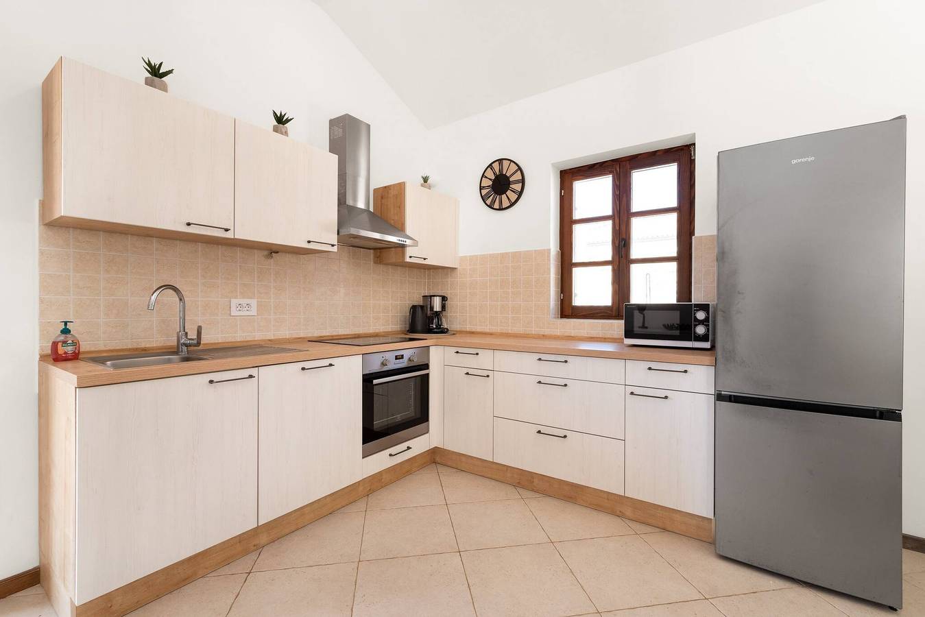 Maison de vacances pour 10 personnes avec terrasse in Ugljan, Île d'Ugljan