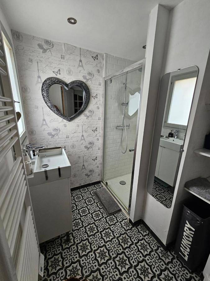 Location de vacances pour 4 personnes, avec vue et jardin à Loubressac - 2