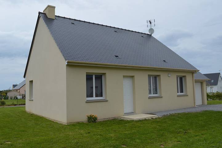 Location de vacances pour 6 personnes, avec jardin à Saint-Laurent-sur-Mer