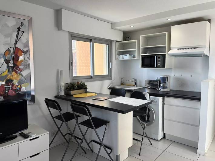 Gîte pour 4 personnes, avec balcon dans Plage Republique Frejus - 2