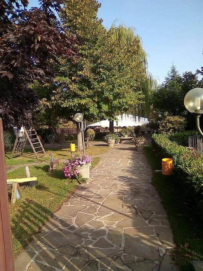 Casa vacanza per 6 persone, con Balcone e Terrazza nonché Giardino e Panorama in Parco Nazionale Del Pollino