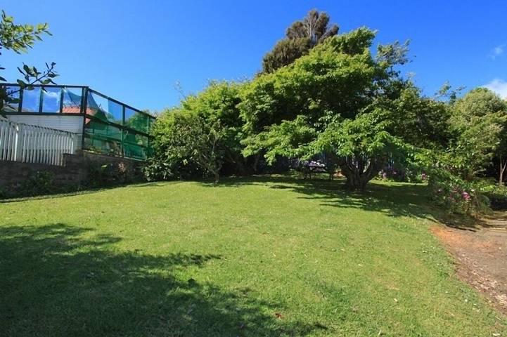 Holiday home for 7 people, with balcony and garden in Waikato
