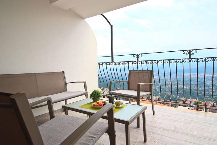 Gîte pour 4 personnes, avec vue et terrasse à Baunei - 3