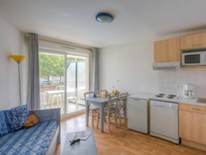 Camping pour 4 personnes, avec bassin pour enfant aux Les Sables-d'Olonne - 3