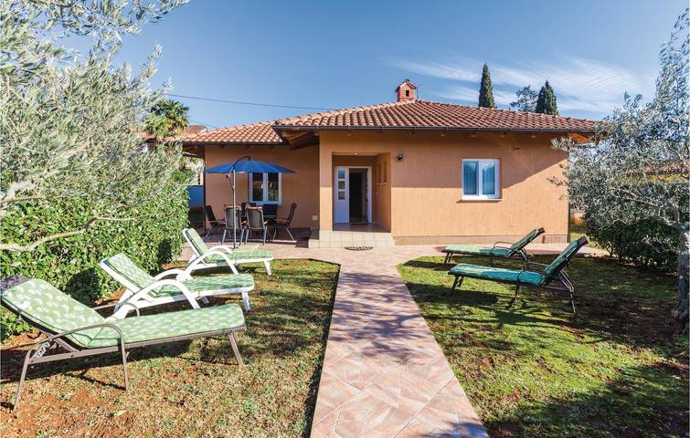 Vakantiehuis voor 8 personen, met Terras in Savudrija