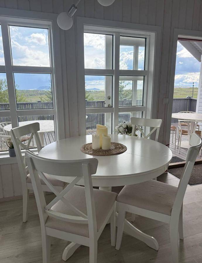 Ferienhaus für 10 Personen, mit Balkon und Ausblick, mit Haustier in Island