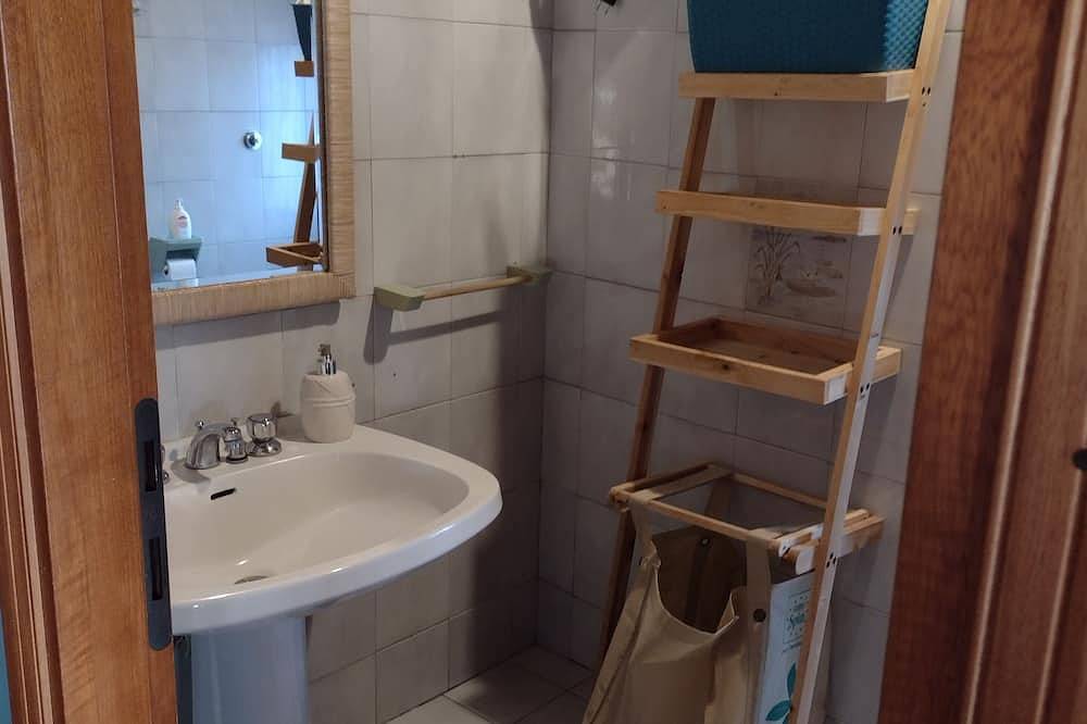 Buen Retiro · Seafront apartment in Sa Rocca Tunda in Sa Rocca Tunda, Sardegna