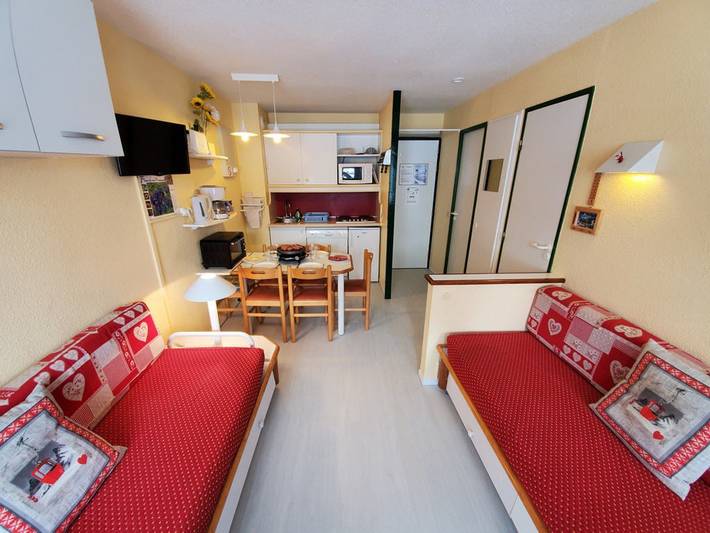 Estudio para 4 personas, con balcón/terraza además de vistas y balcón - 1