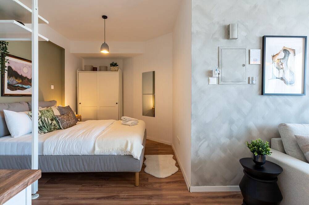 Entire apartment, Luna - Homely Studio W/ Balcony in Larnaca in Larnaca, Larnaca District