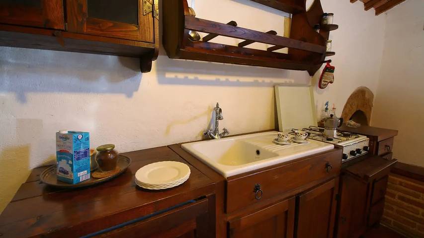 Gîte pour 5 personnes, avec piscine et jardin, animaux acceptés à Gualdo Cattaneo - 4