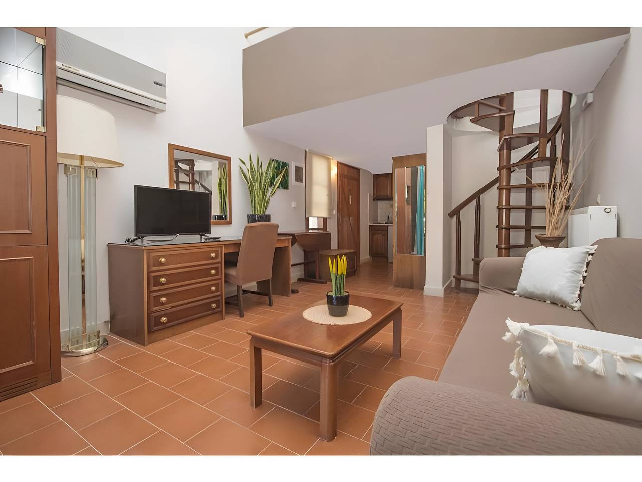 Apartment 'Corfu Club Maisonette 3' mit Gemeinschaftspool, Wlan und Klimaanlage in Limni (Korfu), Korfu