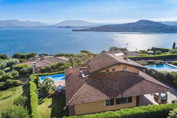 Villa Mit Pool für 8 Personen in Comune di Meina, Lago Maggiore (Piemont), Bild 2