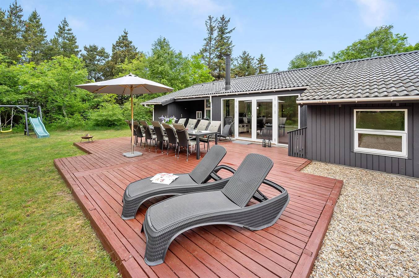 Amazing home in Blåvand w/ Internet, 4 Bedrooms and Sauna in Blavand, Varde