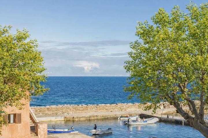 Gîte pour 3 personnes, adapté aux familles à Brando - 4
