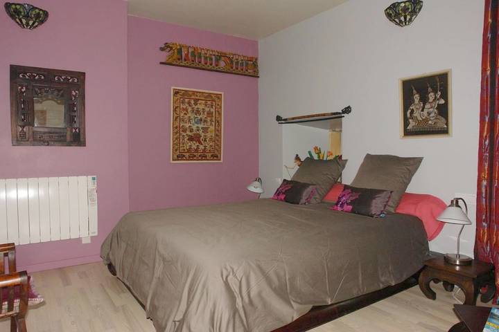 Chambre d’hôte pour 3 personnes, avec jacuzzi ainsi que jardin et sauna en Ardèche