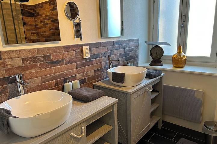 Location de vacances pour 4 personnes, avec jardin à Viverols - 4