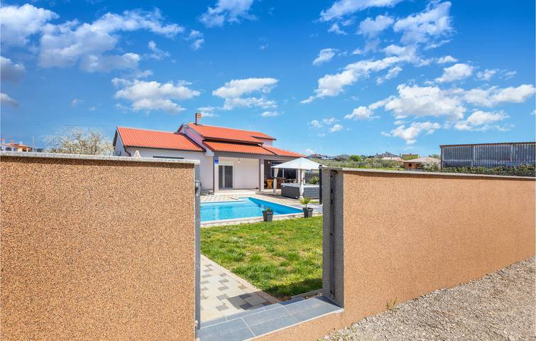 Ferienhaus für 6 Personen, mit Garten und Pool sowie Terrasse, mit Haustier in Pula - 3