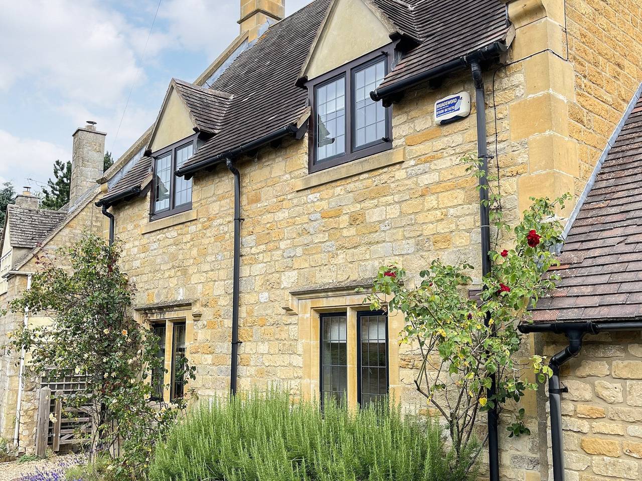 Lavender Cottage in Stretton on Fosse, Warwickshire